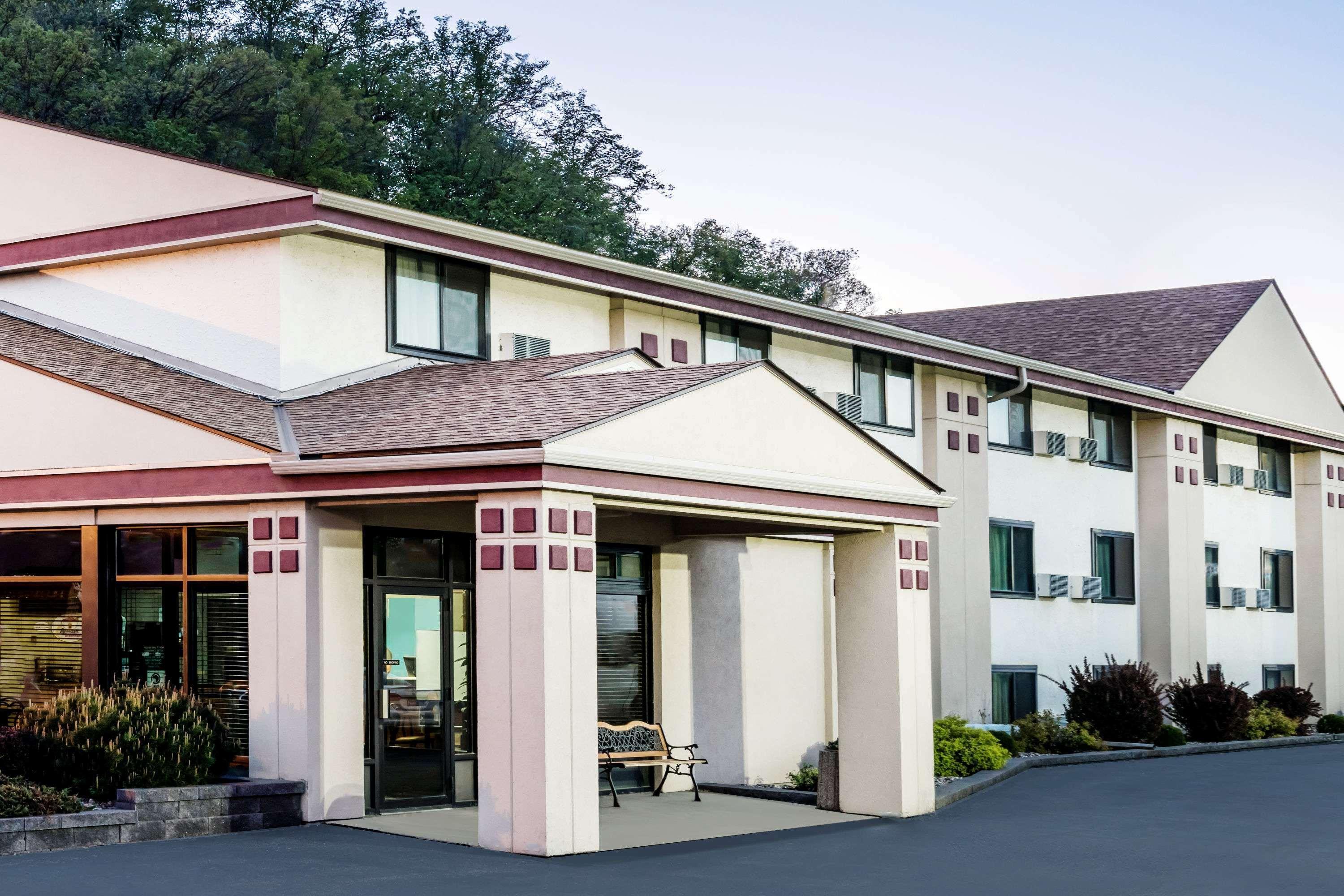 Hotel Super 8 By Wyndham Mankato Exterior foto